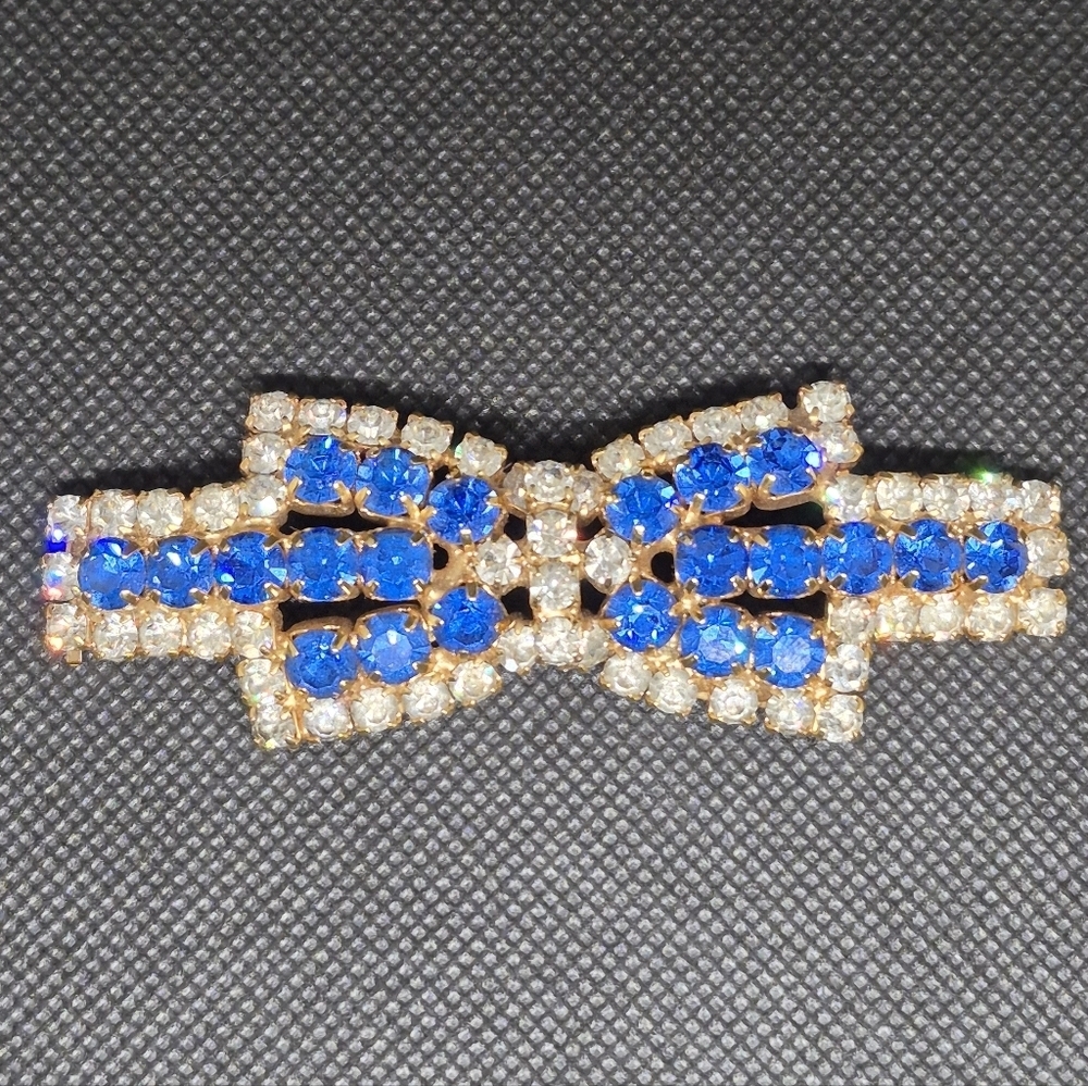 BEAUTIFUL Vibrant Blue & Clear Rhinestone Bow Shaped Pendant